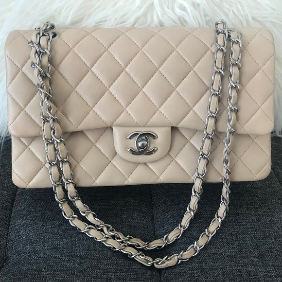 CHANEL Handbags - Chanel Classic Flap Medium Lambskin